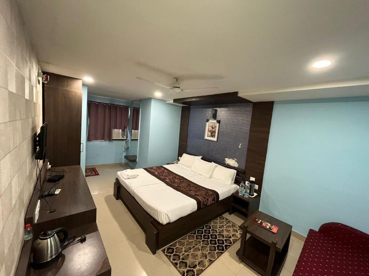 Hotel Pratap Residency Ранчи Екстериор снимка