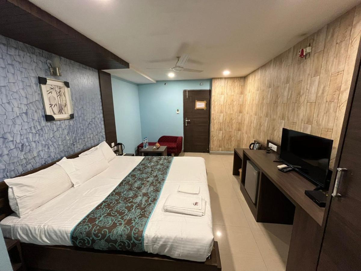 Hotel Pratap Residency Ранчи Екстериор снимка