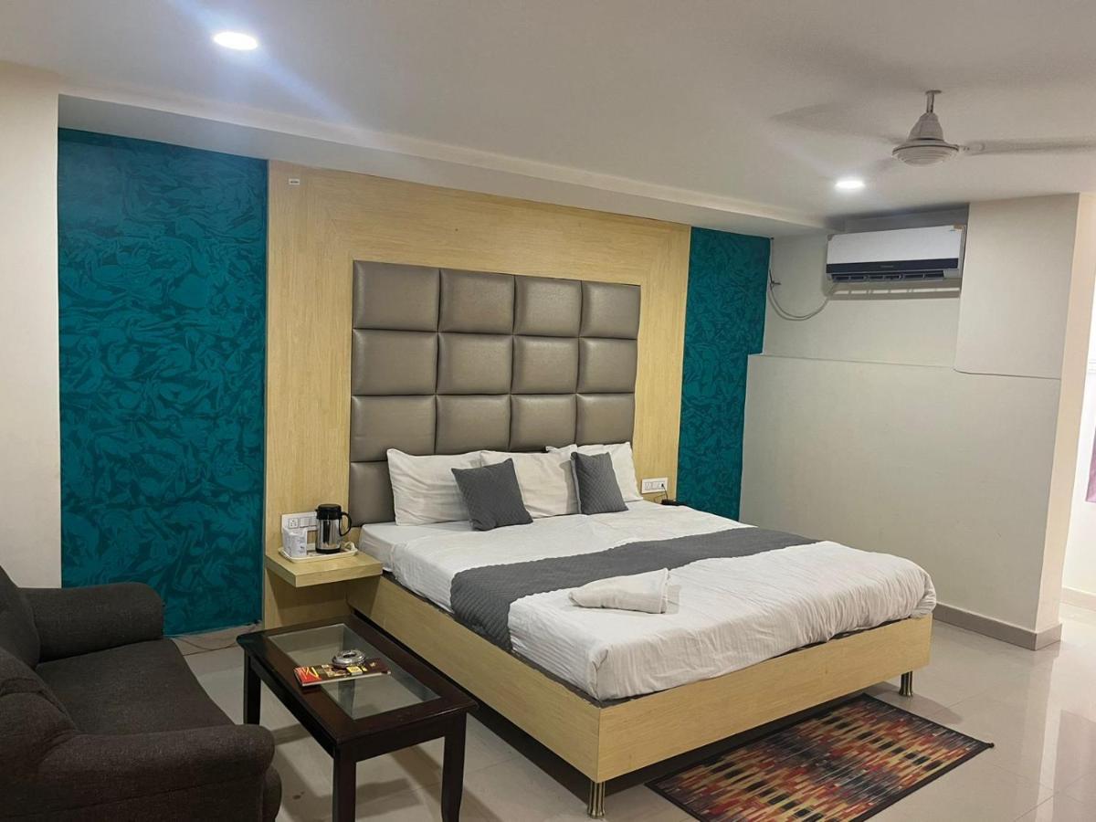 Hotel Pratap Residency Ранчи Екстериор снимка