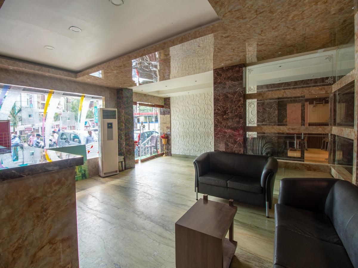 Hotel Pratap Residency Ранчи Екстериор снимка